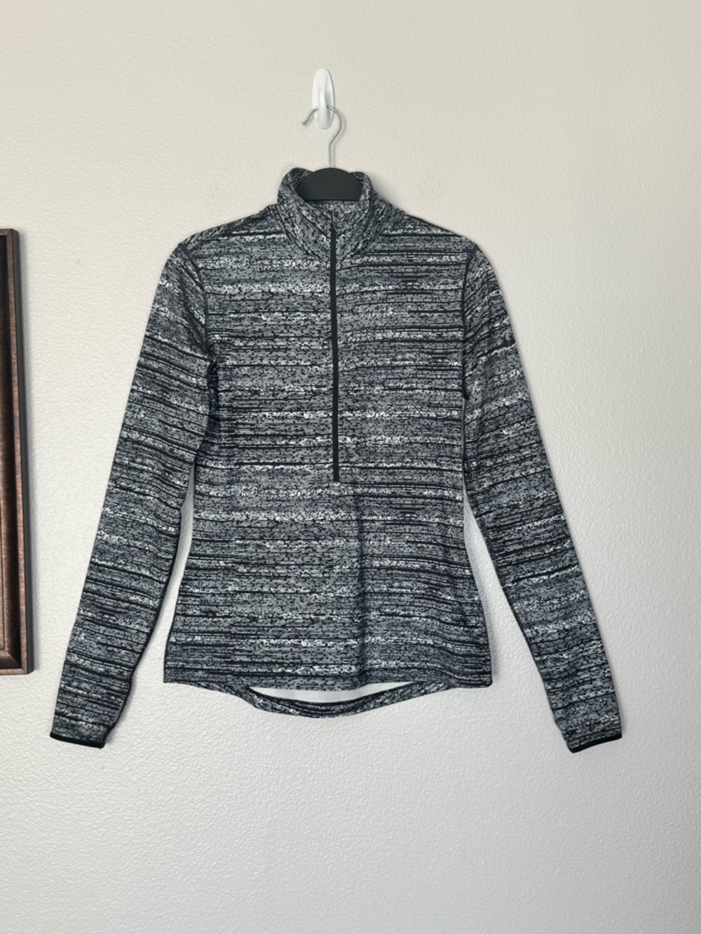 Nike Pro Dri-fit 1/2 Zip Black White Print Long Sleeve Athletic Top Size Medium
